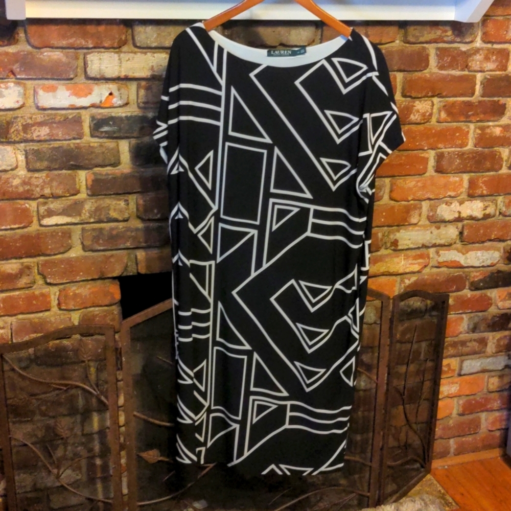 Geometric print dress